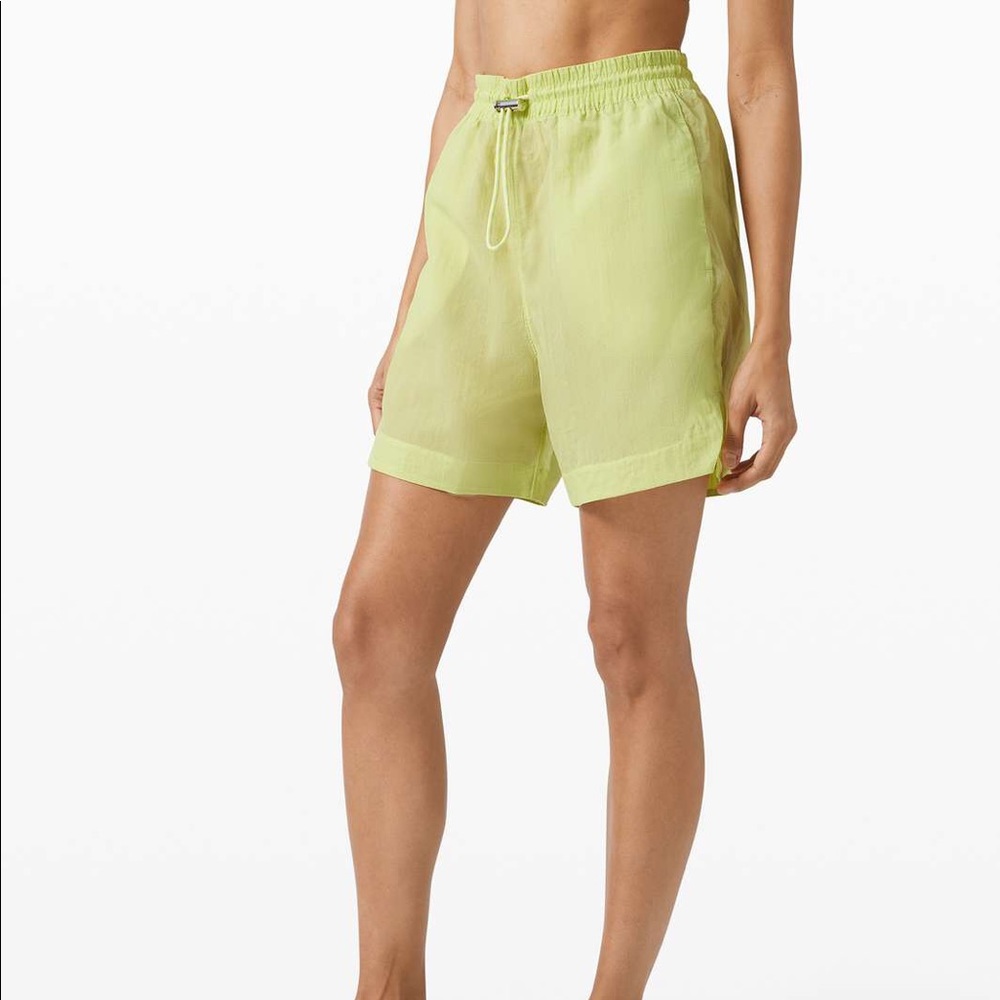 Lulu lemon clear intentions shorts